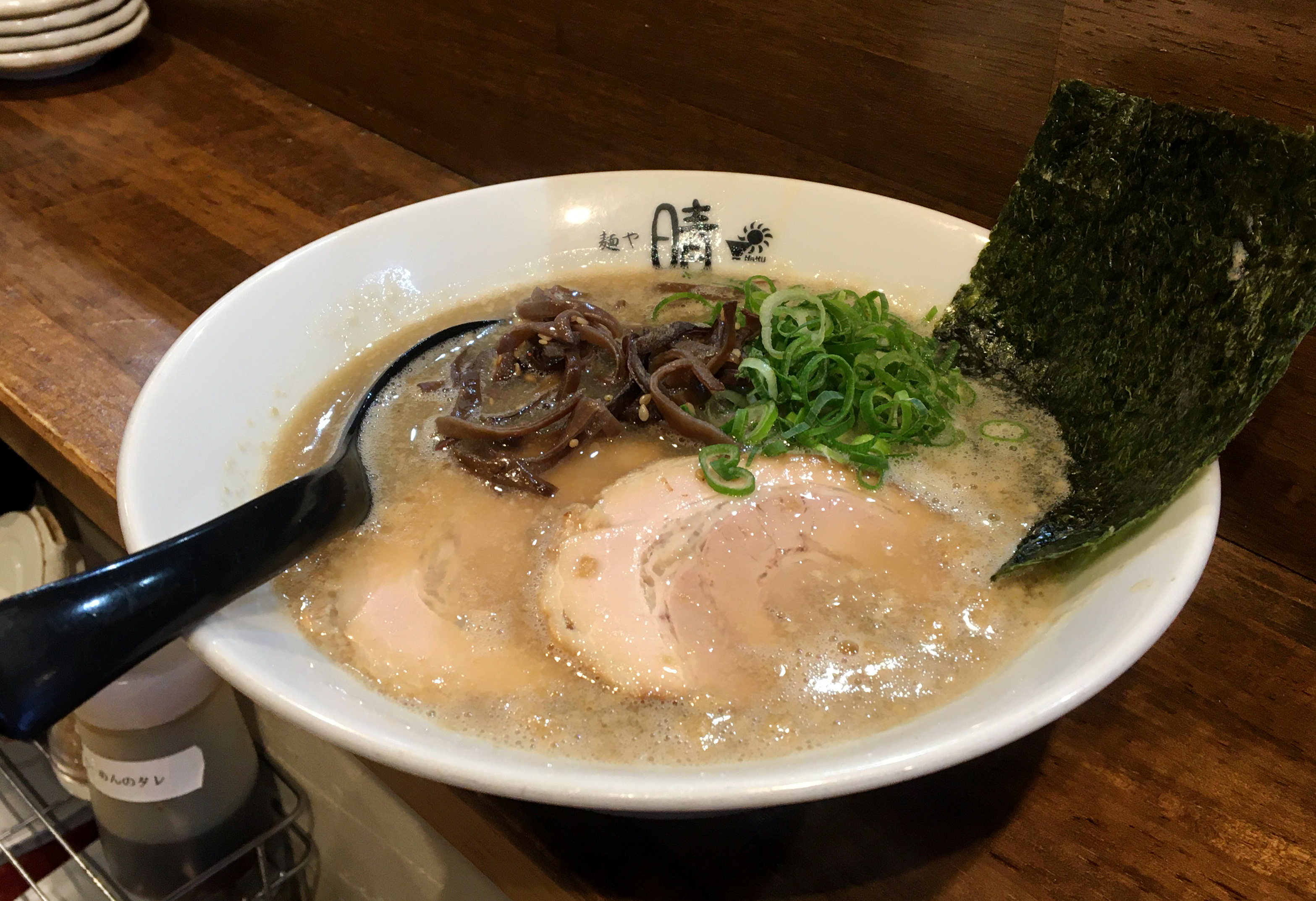 人生に大切なことは すべてラーメンが教えてくれた 10坪のラーメン店 それぞれの戦い方 Smiler Jp